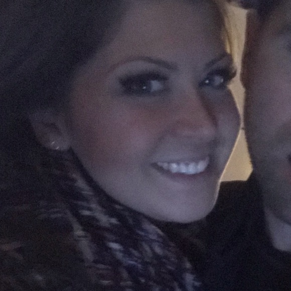 Meet your Posher, Jessica - Picture 1 of 1